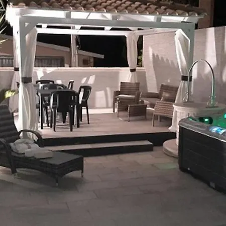 Holiday home Anny *